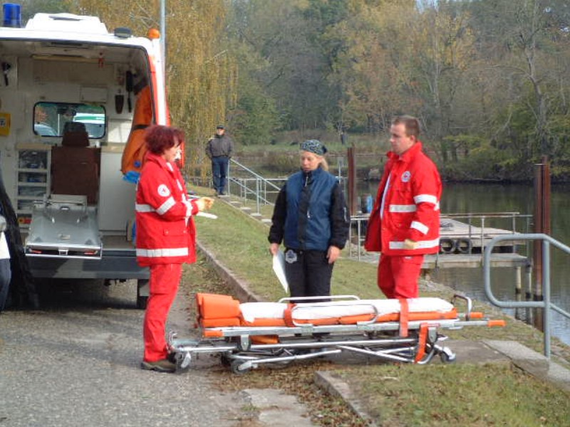 ../Images/PolizeirufRosentod-130.jpg